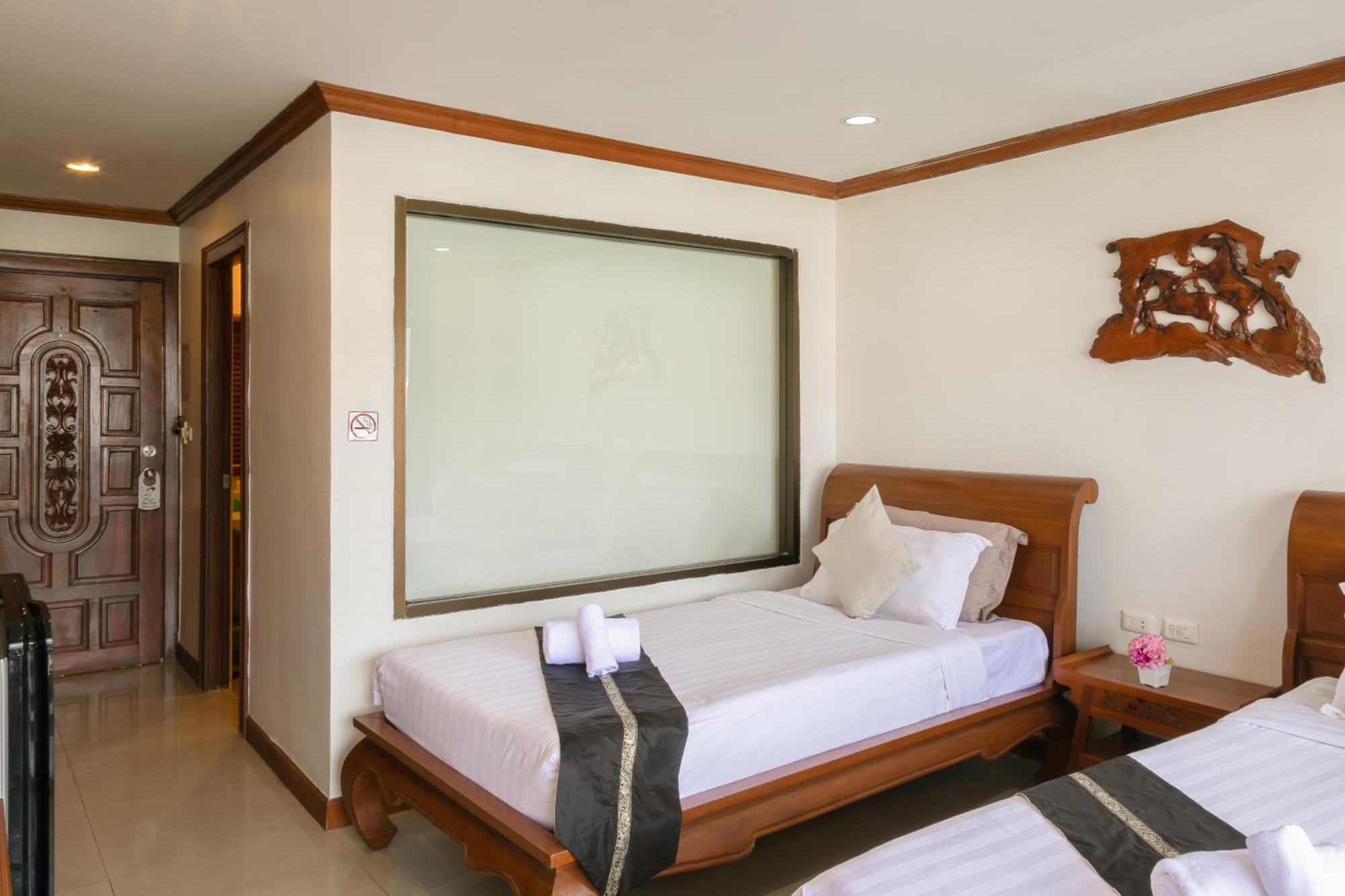 Best Venue Hotel Patong Dış mekan fotoğraf